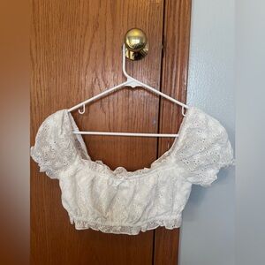 Princess Polly size 2-white lace  halter /crop top